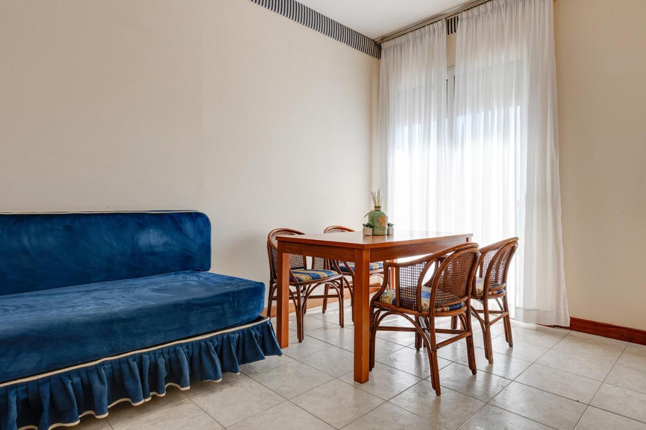 Hotel Nettuno Лидо-ди-Езоло Экстерьер фото