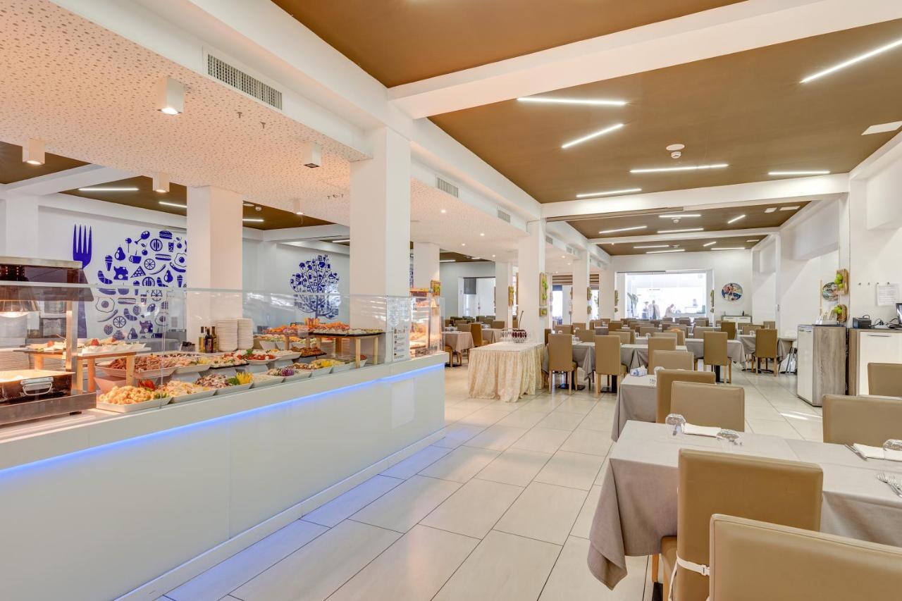 Hotel Nettuno Лидо-ди-Езоло Экстерьер фото