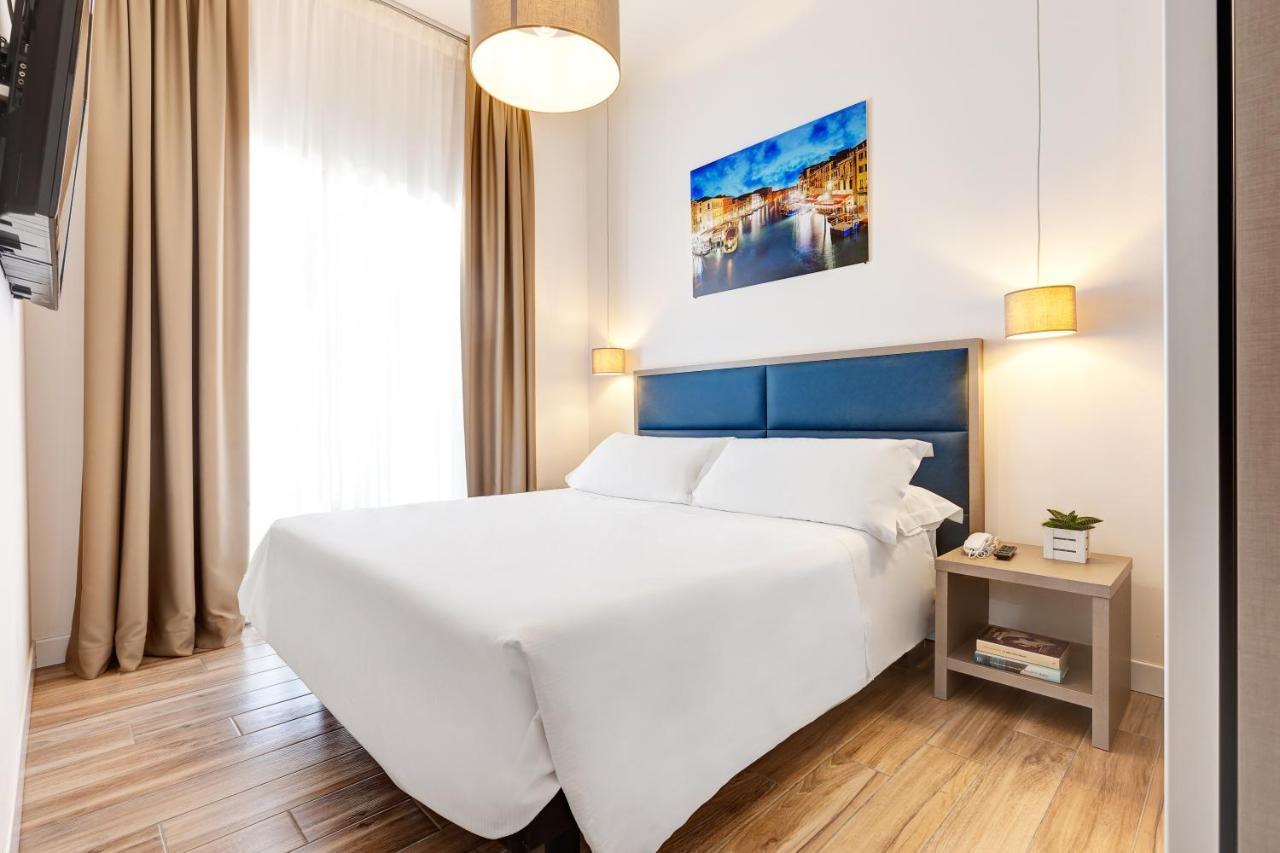 Hotel Nettuno Лидо-ди-Езоло Экстерьер фото