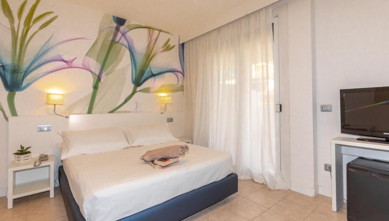 Hotel Nettuno Лидо-ди-Езоло Экстерьер фото