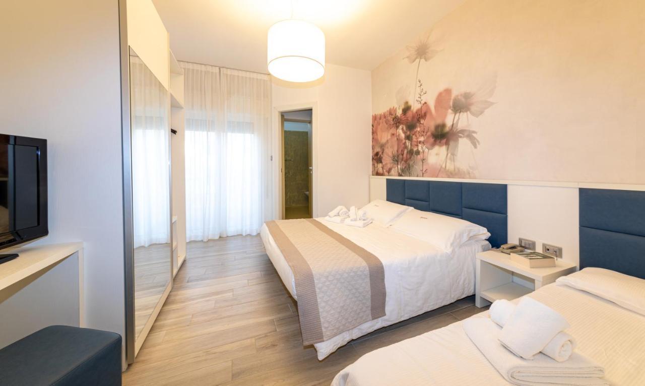 Hotel Nettuno Лидо-ди-Езоло Экстерьер фото